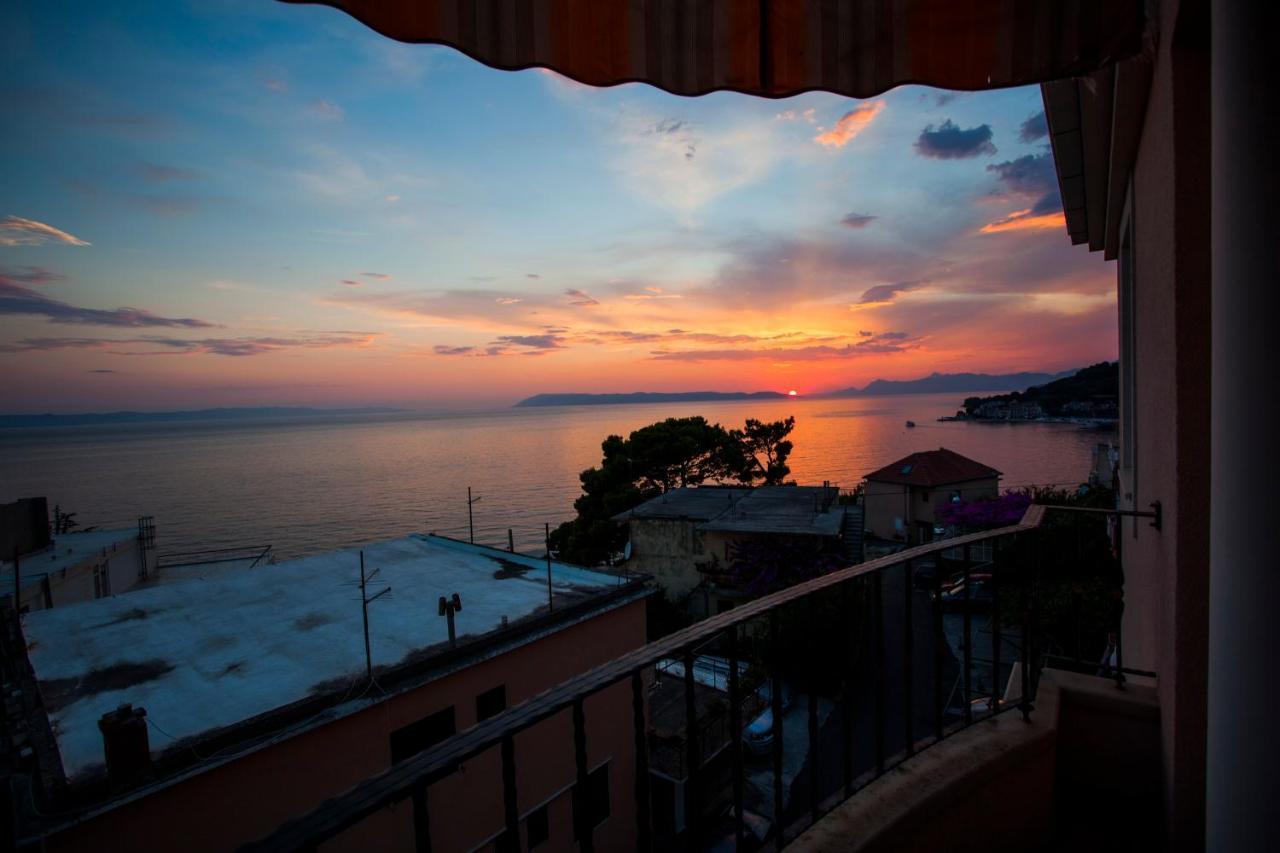 Aparthotel Villa Mozart Podgora Exterior foto