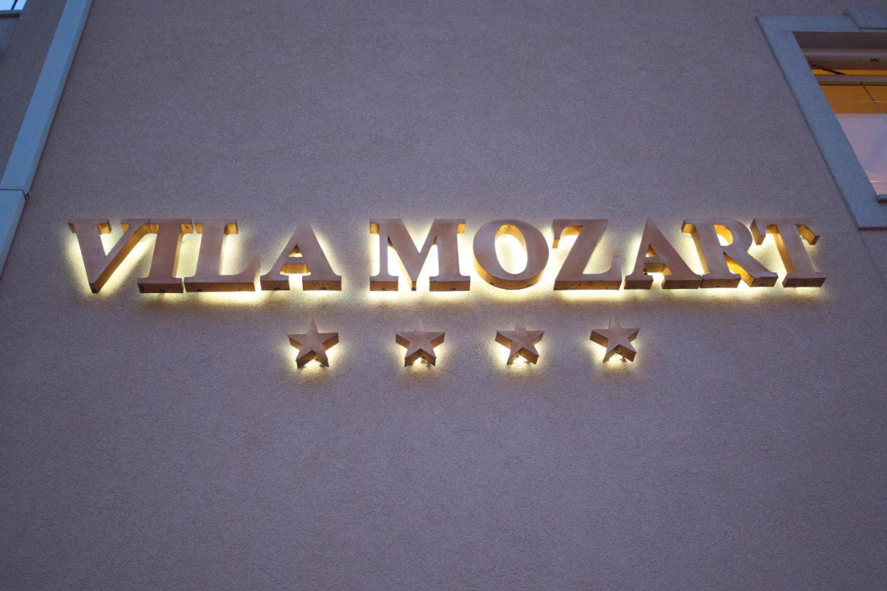 Aparthotel Villa Mozart Podgora Exterior foto